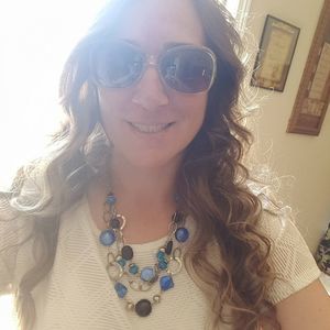 Meet your Posher, Renee